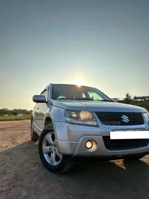 Suzuki Grand Vitara 2012 SUV (Used)