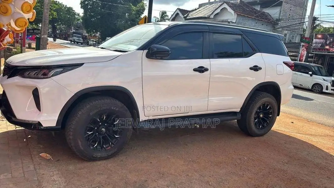 Toyota Fortuner 2017 SUV (Used)