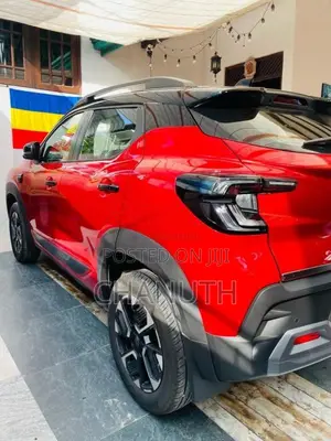 Renault Kiger Emotion CVT 2025 SUV (Used)