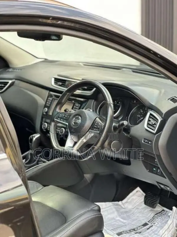 Nissan Qashqai Tekna 2018 SUV (Used)