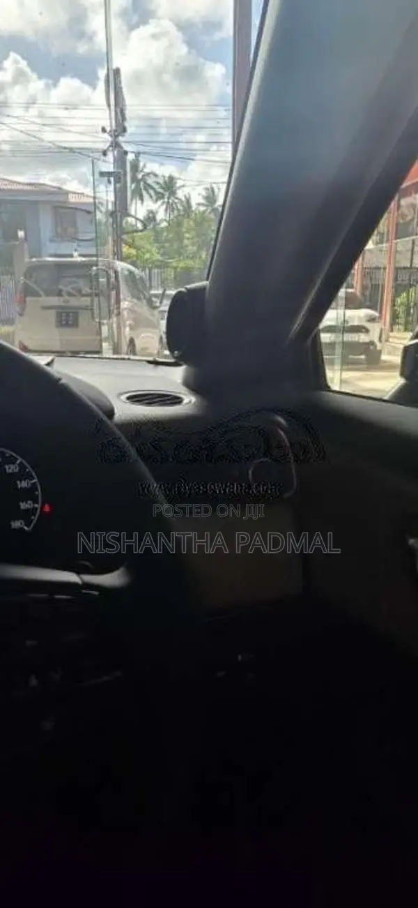 Honda Vezel Z Play Premium 2026 SUV Unregistered (Recondition)