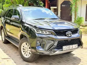 Toyota Fortuner 2013 SUV (Used)