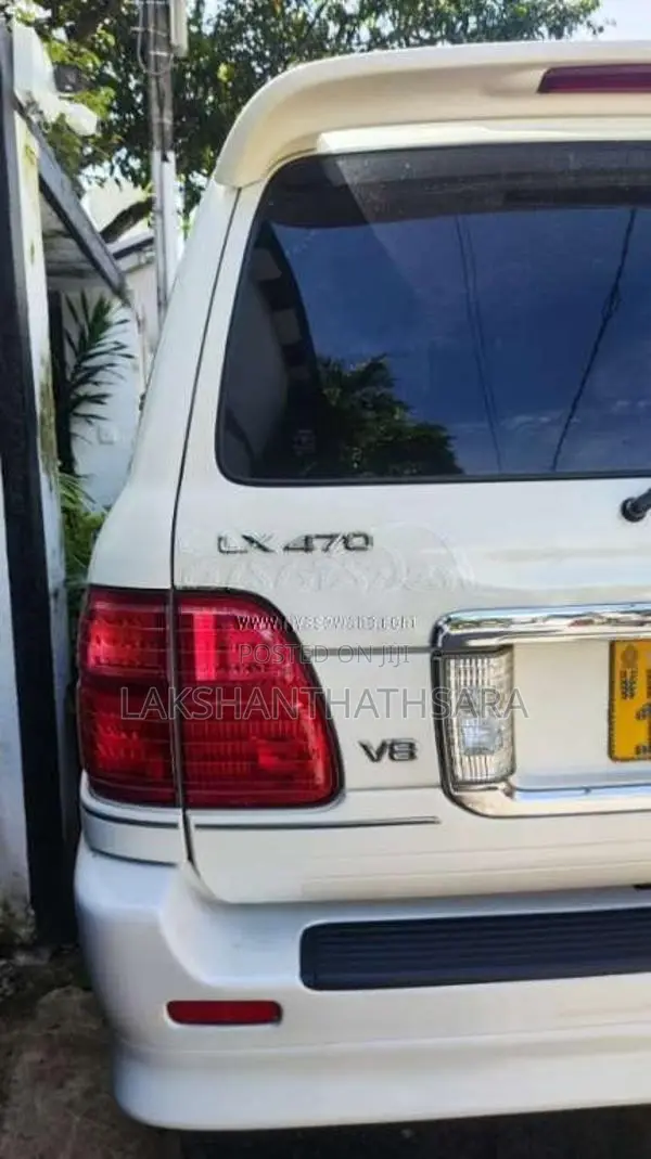 Toyota Cygnus V8 2004 SUV (Used)