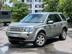 Land-Rover Freelander 2013 SUV (Used)