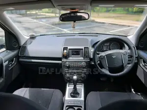 Land-Rover Freelander 2013 SUV (Used)