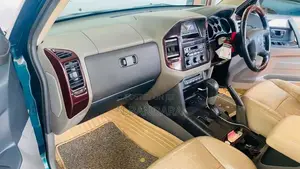Mitsubishi Montero 2002 SUV (Used)