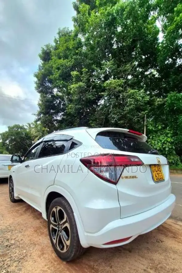 Honda Vezel 2014 SUV (Used)