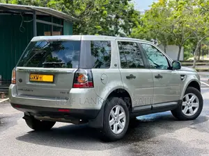 Land-Rover Freelander 2013 SUV (Used)