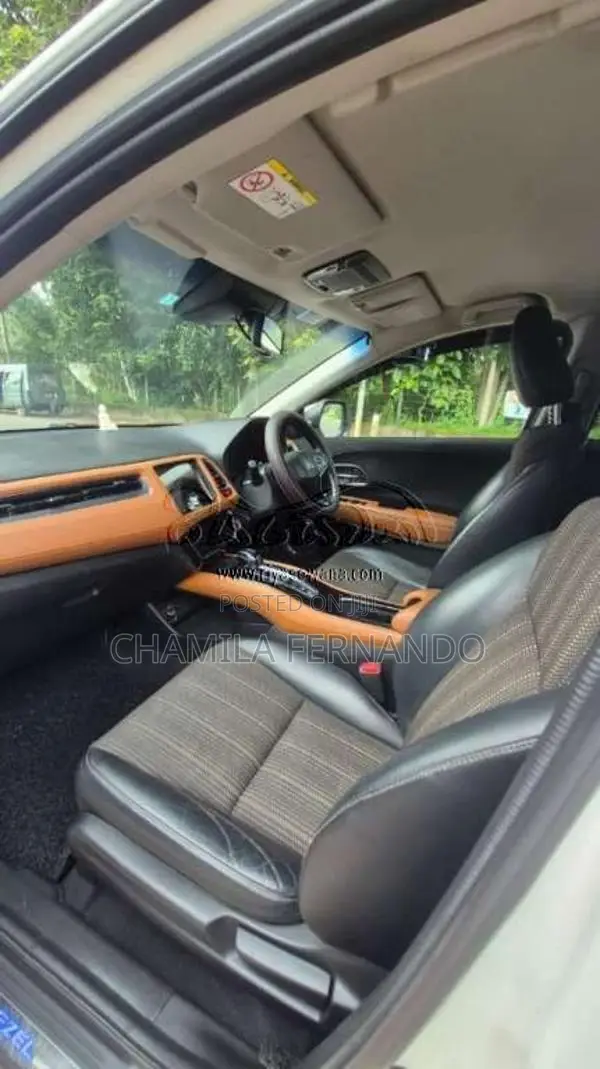 Honda Vezel 2014 SUV (Used)