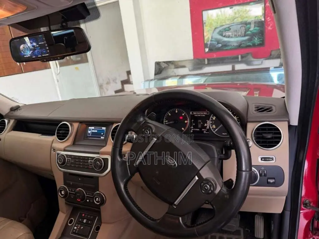 Land-Rover Discovery 4 2015 SUV (Used)