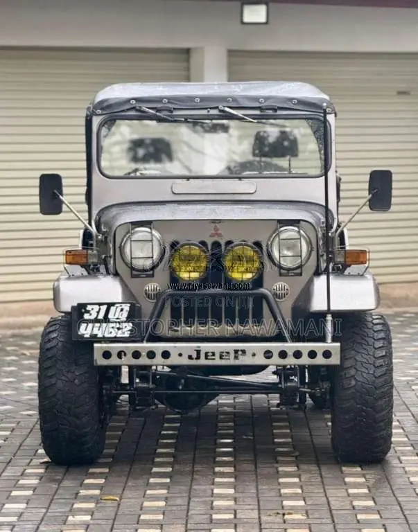 Mitsubishi 4DR 6 1980 SUV (Used)
