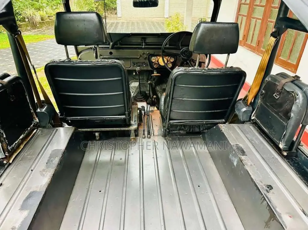 Mitsubishi 4DR 6 1980 SUV (Used)