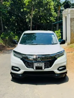 Honda VEZEL 2018 SUV (Used)