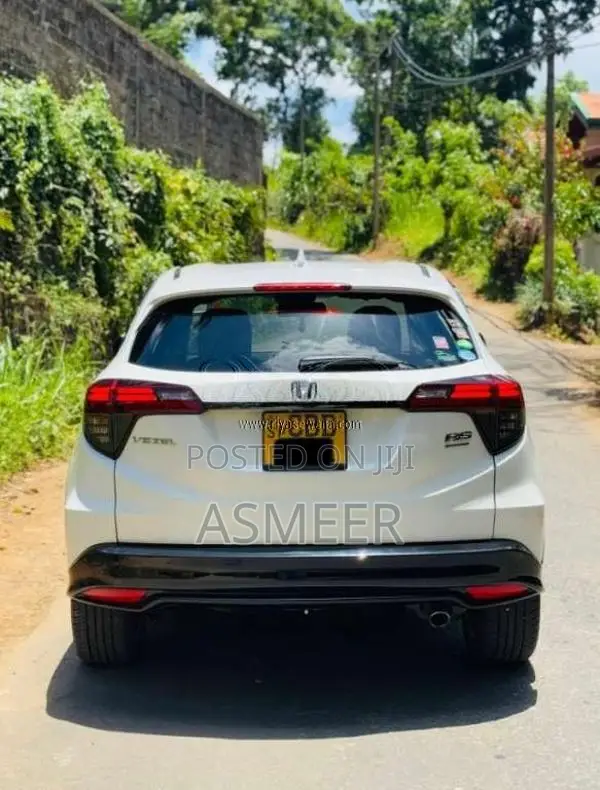 Honda VEZEL 2018 SUV (Used)