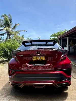 Toyota CHR 2018 SUV (Used)