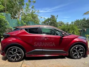 Toyota CHR 2018 SUV (Used)