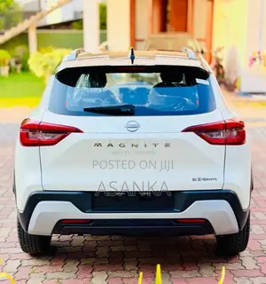 Nissan MAGNITE ACENTA EZ-SHIFT 2025 SUV (Used)