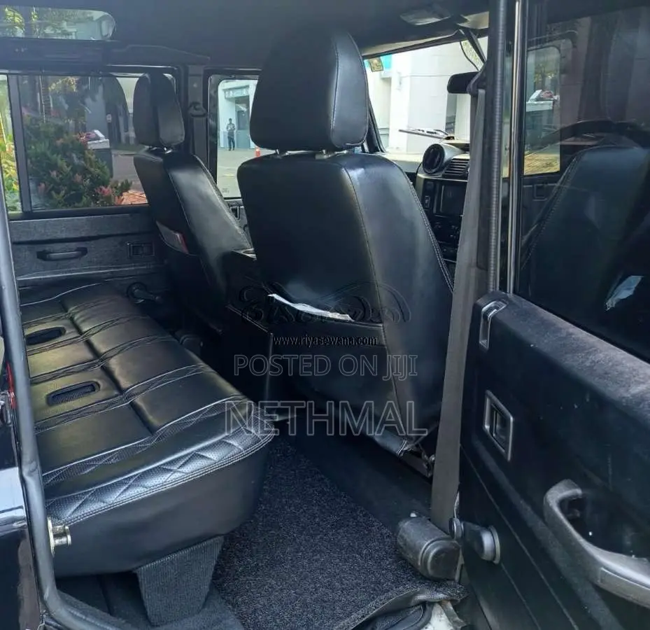 Land-Rover Defender 1979 SUV (Used)