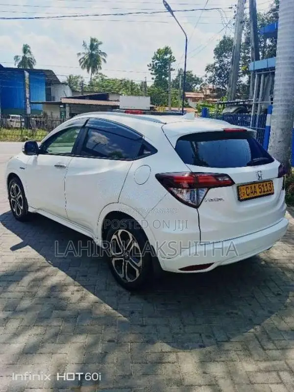 Honda Vezel 2014 SUV (Used)