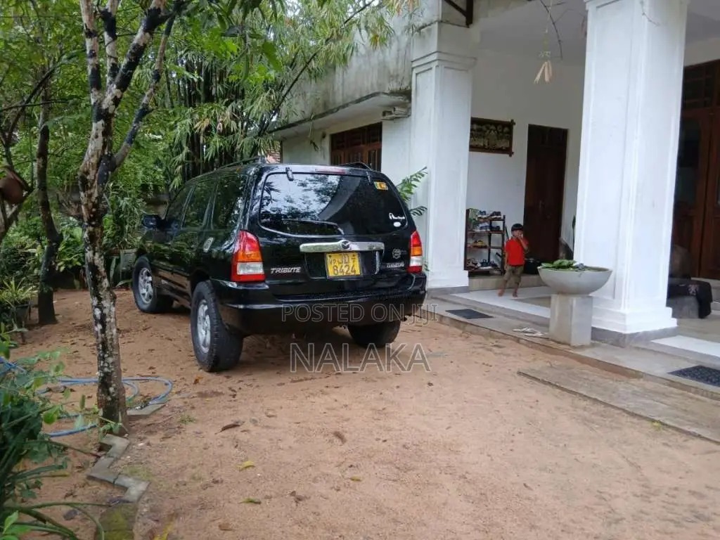 Mazda Tribute 2002 SUV (Used)