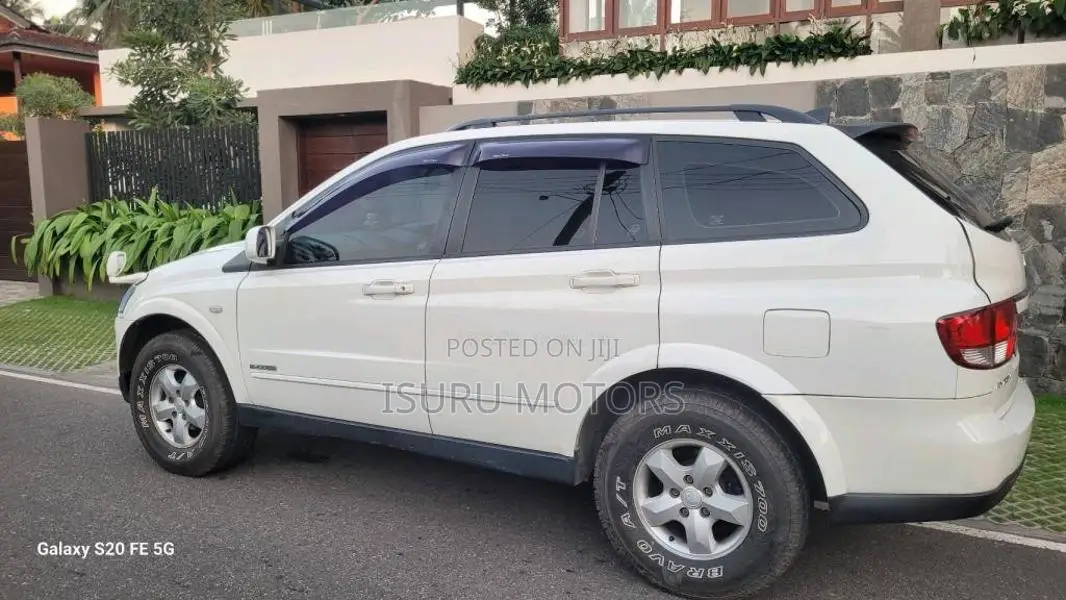 Micro Kyron 2008 SUV (Used)