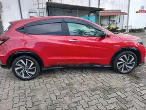 Honda Vezel RS 2018 SUV (Used)