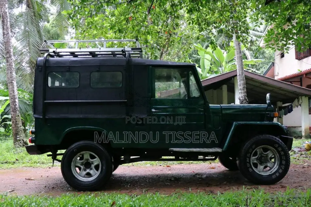 Mitsubishi 4DR5 J44 1980 SUV (Used)