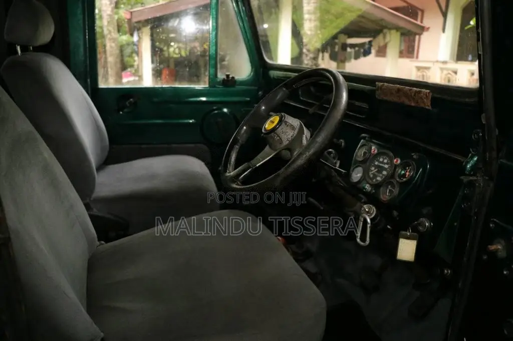 Mitsubishi 4DR5 J44 1980 SUV (Used)