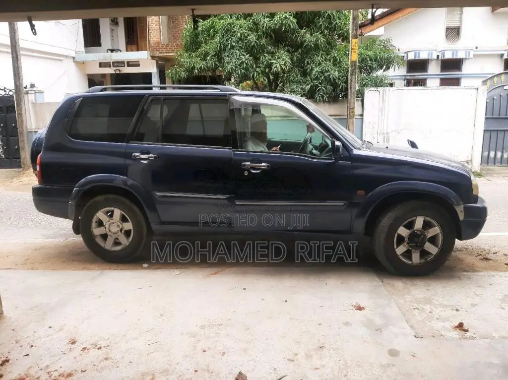 Suzuki Vitara 2001 SUV (Used)