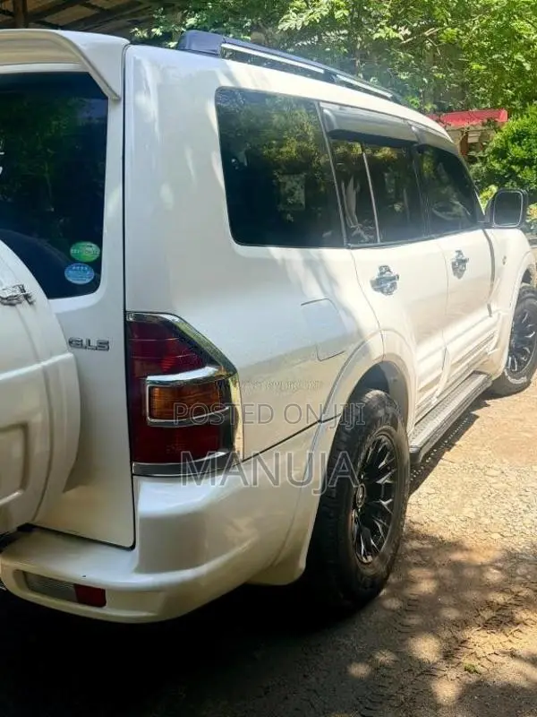 Mitsubishi Montero 2001 SUV (Used)