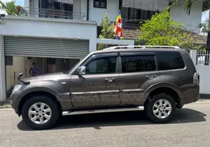 Mitsubishi Montero 2013 SUV (Used)