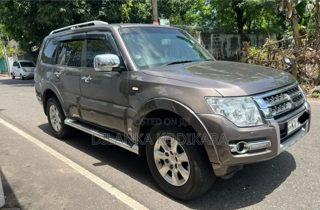 Mitsubishi Montero 2013 SUV (Used)