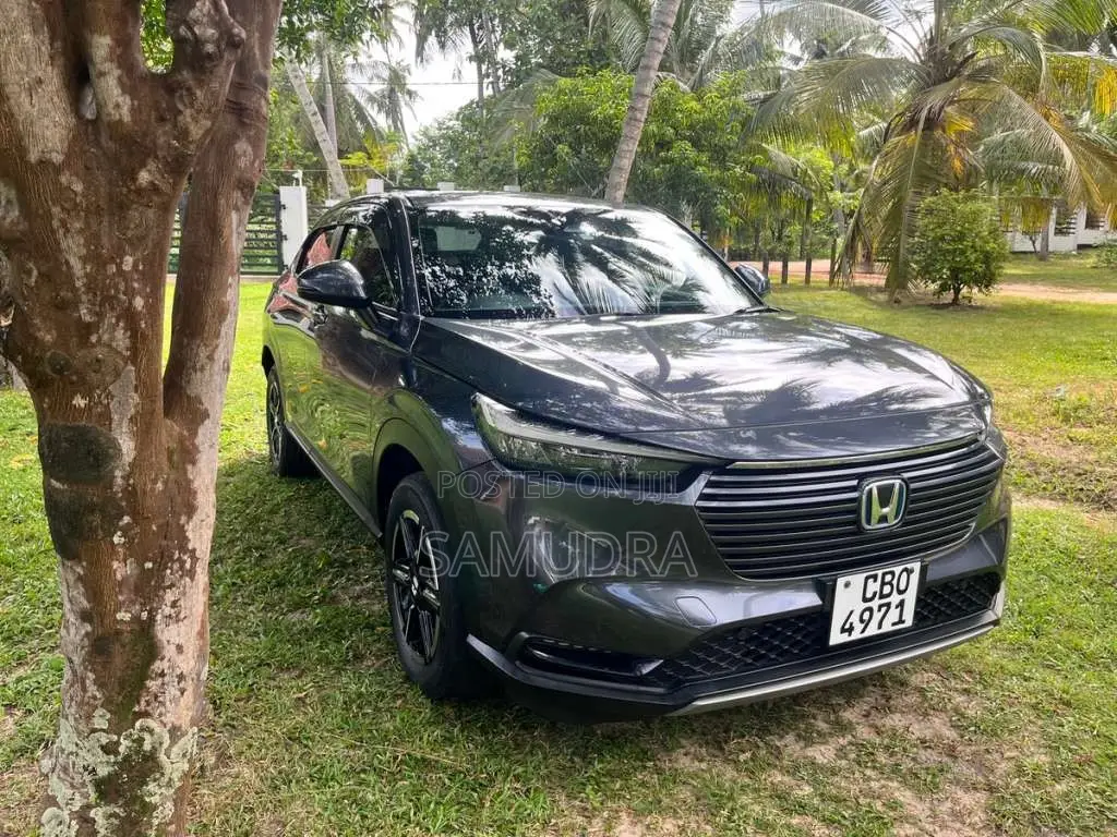 Honda Vezel 2023 SUV (Used)