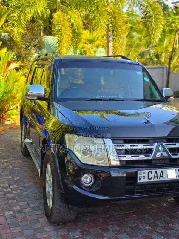 Mitsubishi Montero 2013 SUV (Used)