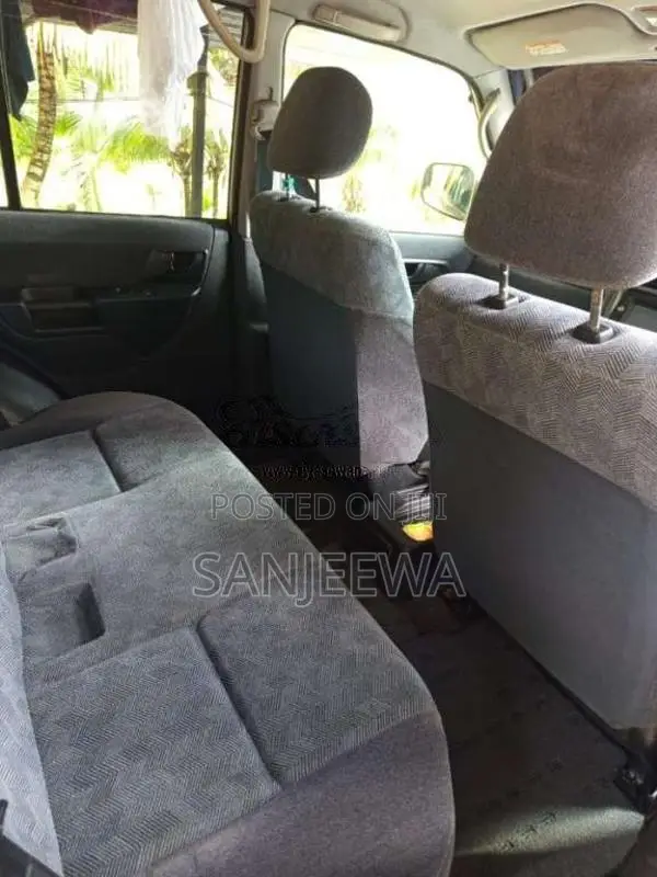 Mitsubishi GDI 2001 SUV (Used)