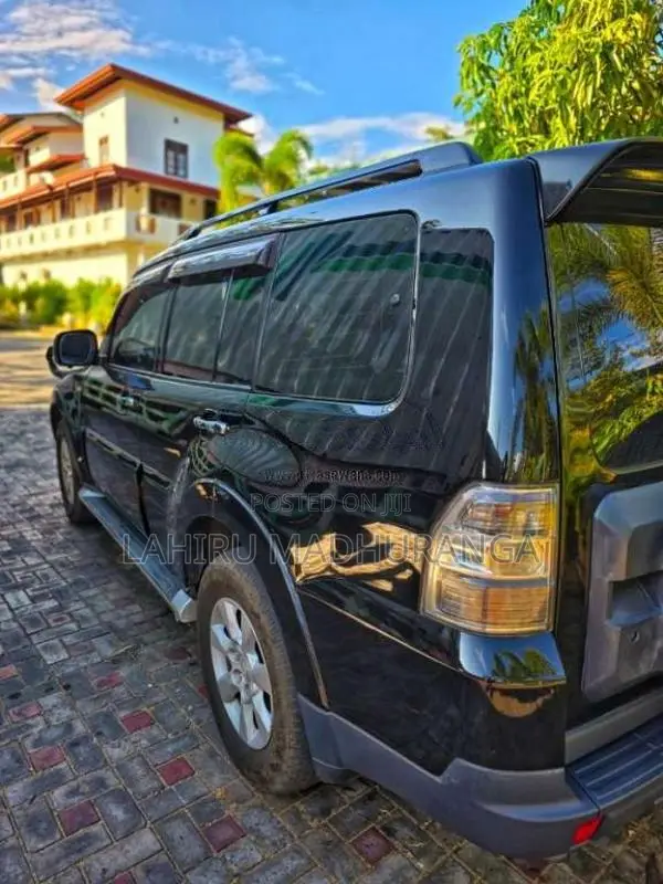 Mitsubishi Montero 2013 SUV (Used)