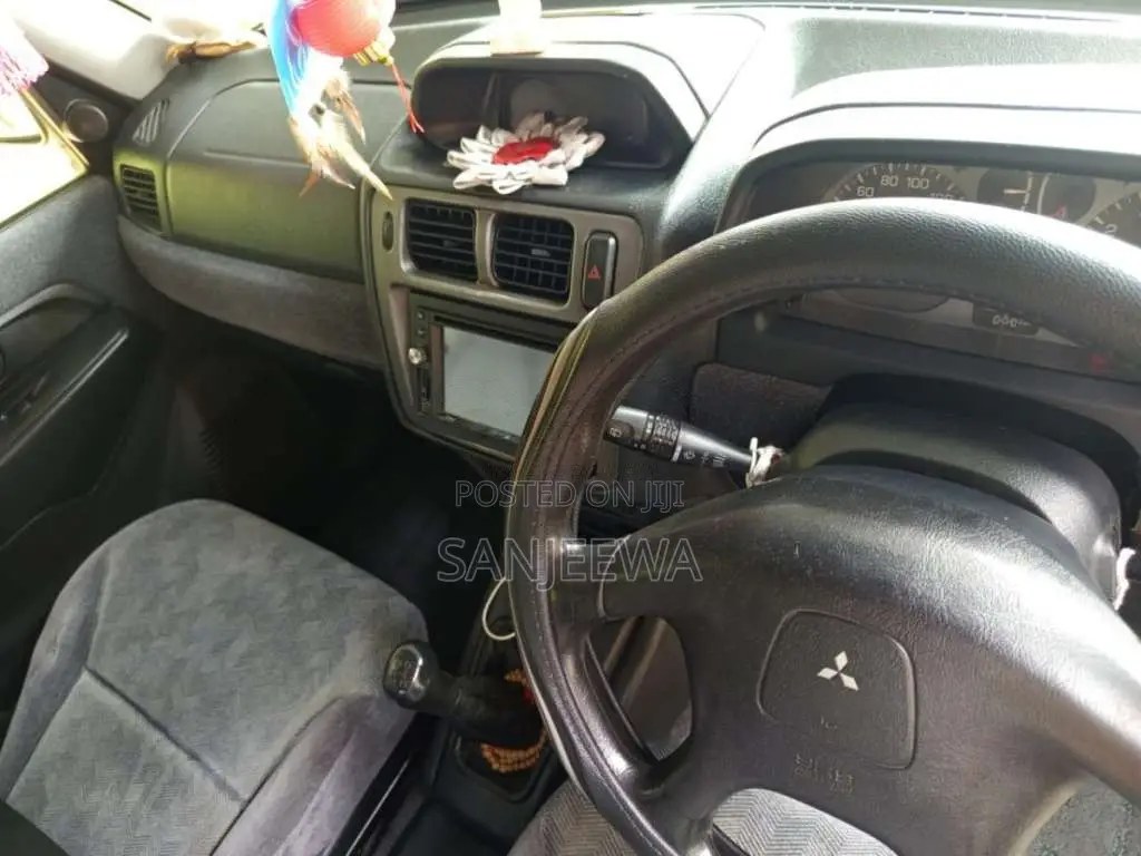 Mitsubishi GDI 2001 SUV (Used)