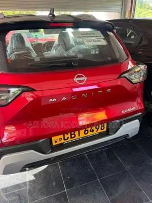 Nissan Magnite Tekna 2025 SUV (Used)