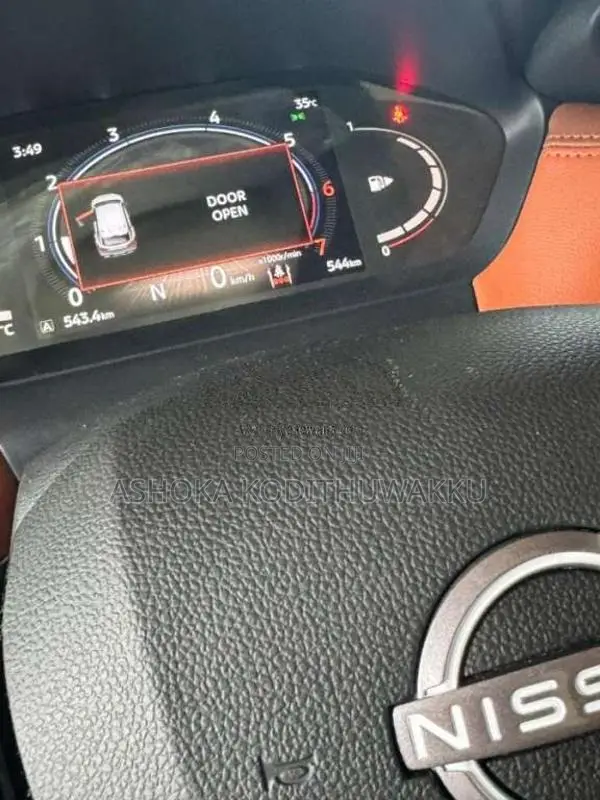 Nissan Magnite Tekna 2025 SUV (Used)