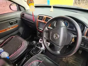 DFSK Glory 330 2016 SUV (Used)