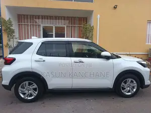 Toyota Raize G 2023 SUV (Used)