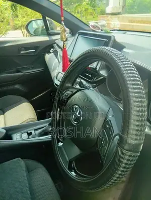 Toyota CHR 2019 SUV (Used)