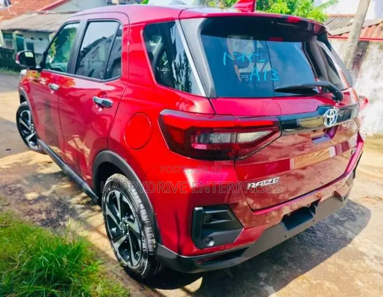 Toyota Raize Hybrid Z 2026 SUV Unregistered (Recondition)