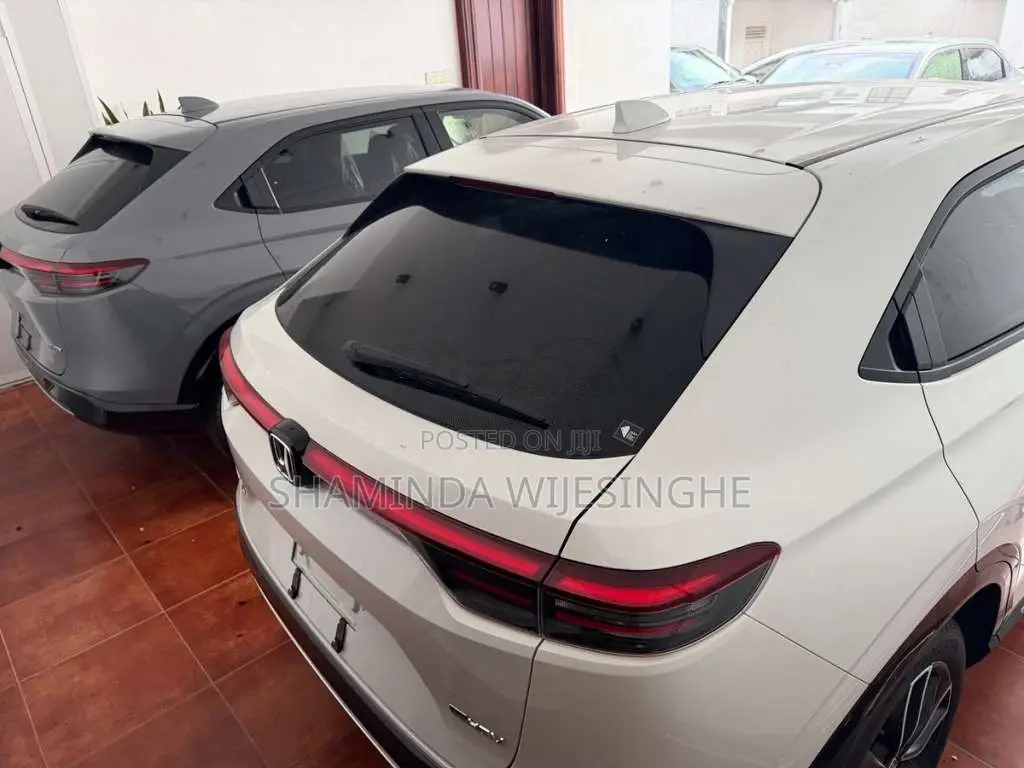Honda Vezel Premium 2025 SUV Brand New
