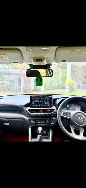 Toyota Raize 2020 SUV (Used)