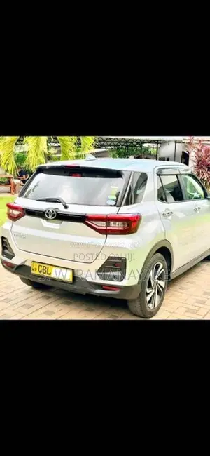 Toyota Raize 2020 SUV (Used)