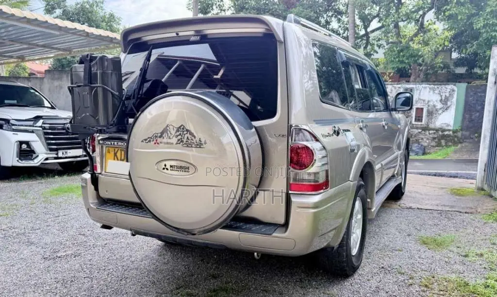 Mitsubishi Montero 2006 SUV Unregistered (Recondition)