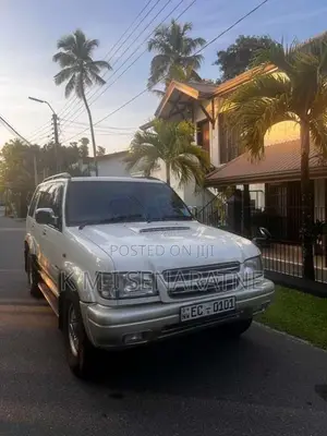 Isuzu Bighorn 1987 SUV (Used)