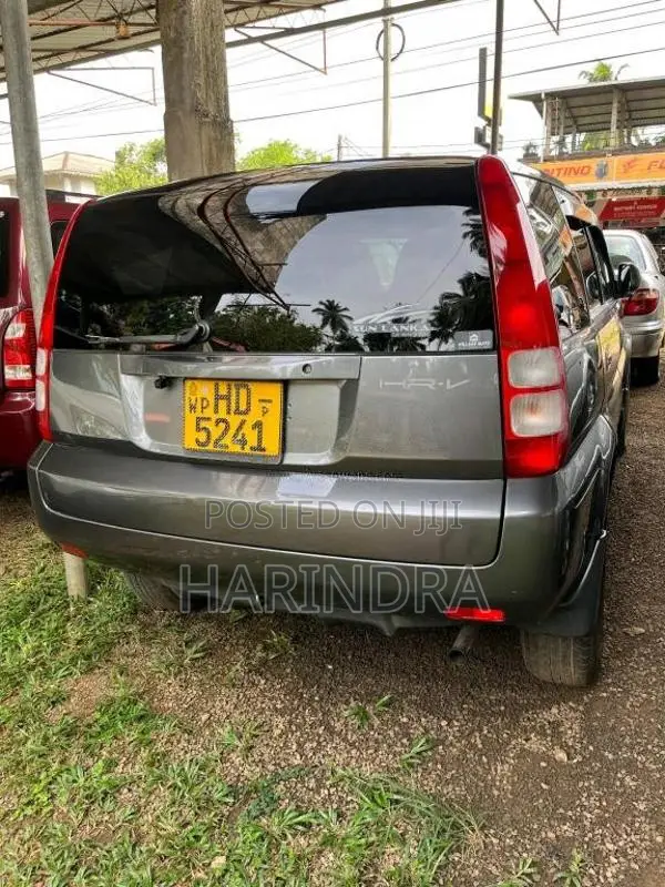 Honda HR-V 2000 SUV (Used)