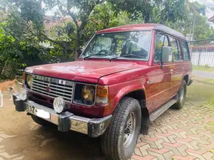 Mitsubishi Pajero 1989 SUV (Used)